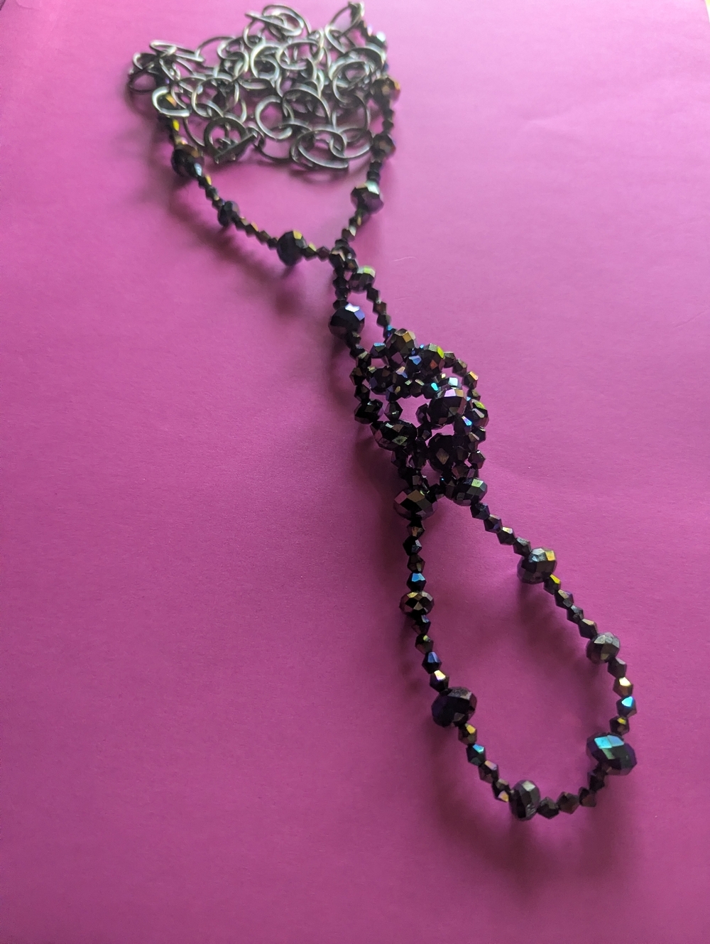 Elegant Black Iridescent  Necklace